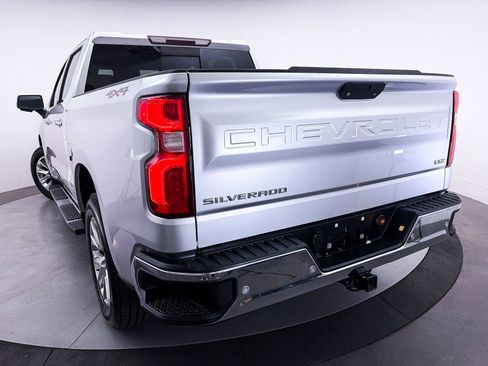 Used 2019 Chevrolet Silverado 1500 LTZ w/ LTZ Premium Package AWD/4WD image 11