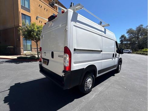 Used 2024 RAM ProMaster 2500 FWD image 7