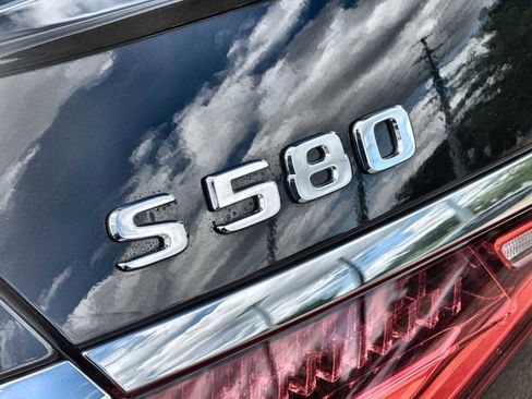 Used 2023 Mercedes-Benz S 580 4MATIC Sedan image 15