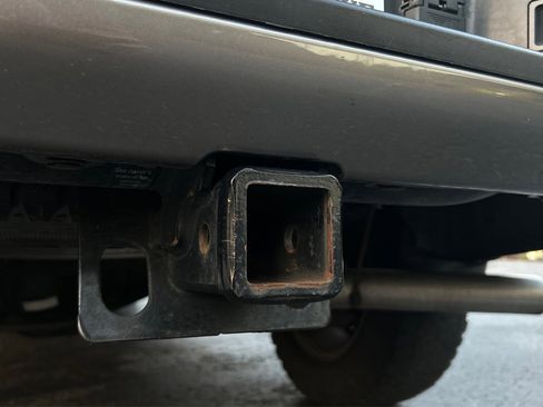 Used 2019 Nissan Titan Platinum Reserve image 46