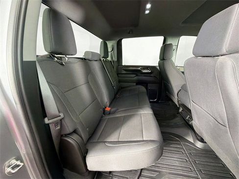 Used 2024 GMC Sierra 2500 SLE image 24