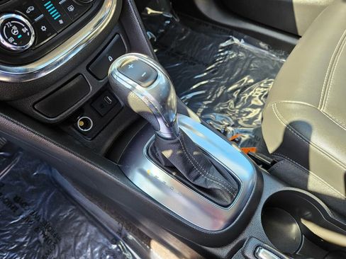 Used 2014 Buick Encore Leather image 9