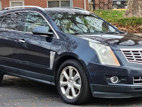 Used 2015 Cadillac SRX Performance w/ Driver Awareness Package image 7