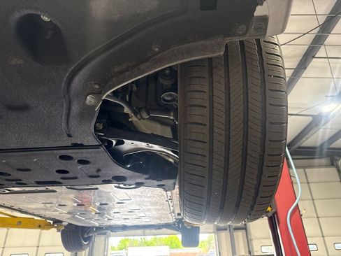 Used 2024 Hyundai Ioniq 5 Limited AWD/4WD image 19