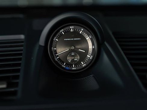 Certified 2026 Porsche 911 Targa 4 GTS image 34