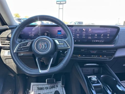 Used 2024 Buick Envision Sport Touring image 7