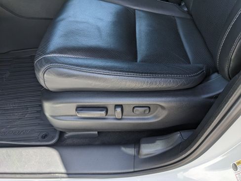 Used 2022 Honda Pilot Elite image 23