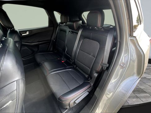 Certified 2023 Ford Escape ST-Line w/ Tech Pack #1 image 17