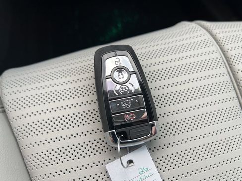 New 2026 Lincoln Nautilus Reserve image 44