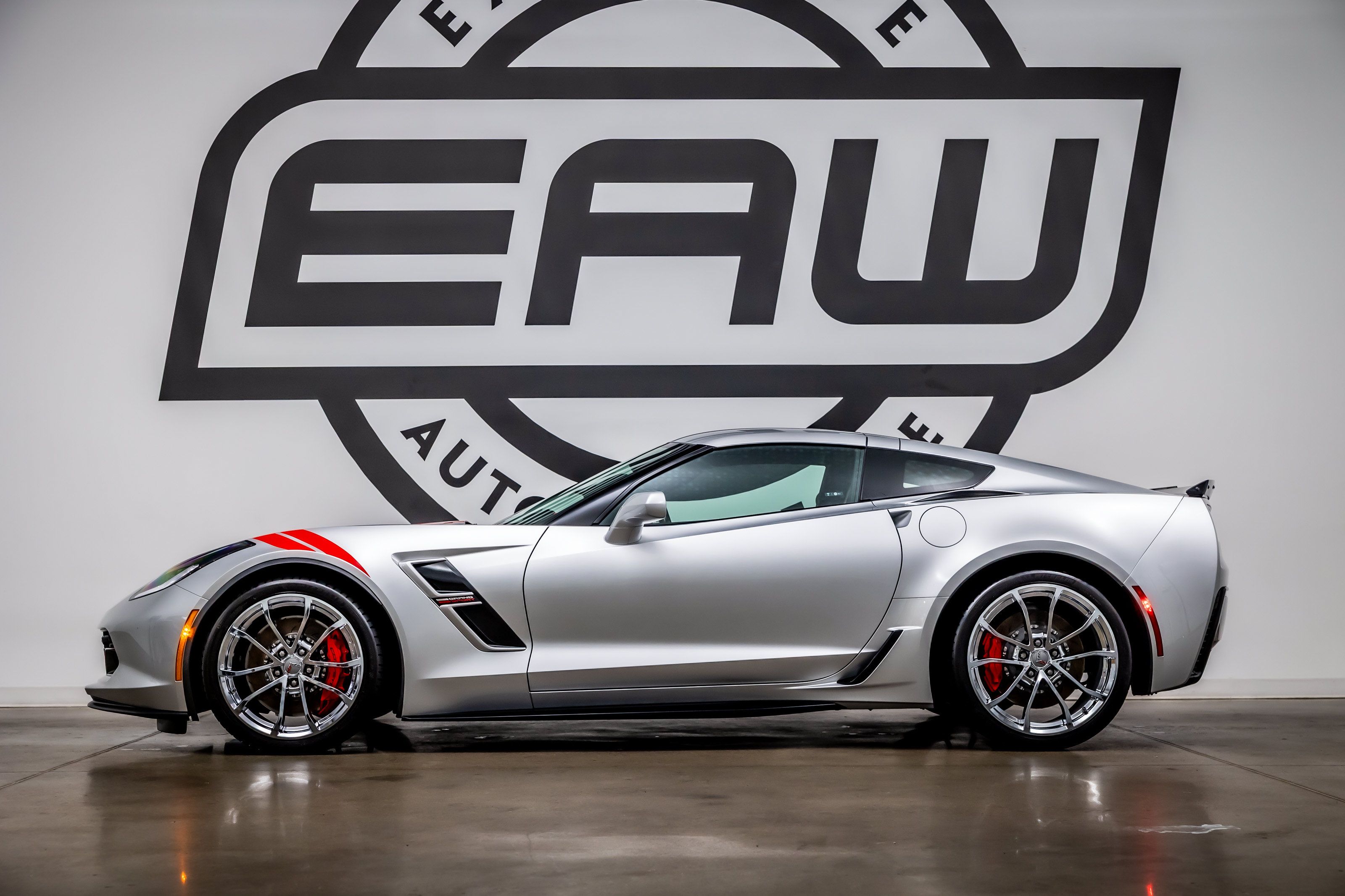Used 2018 Chevrolet Corvette Grand Sport RWD image 6