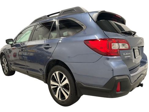 Used 2018 Subaru Outback 2.5i Limited image 6