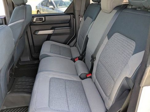 Used 2023 Ford Bronco Outer Banks AWD/4WD image 13