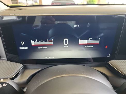 Used 2025 Nissan Kicks SR AWD/4WD image 15