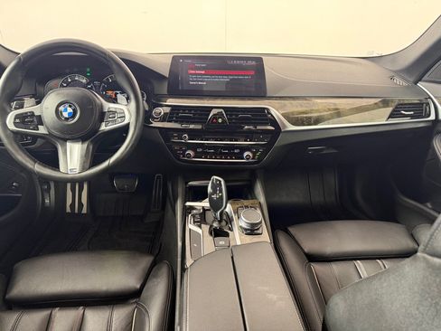 Used 2019 BMW 530i w/ M Sport Package RWD image 22