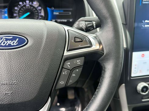 Used 2022 Ford Edge SEL w/ Convenience Package image 23