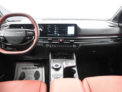 Certified 2026 Kia Sportage SX Prestige AWD/4WD image 32