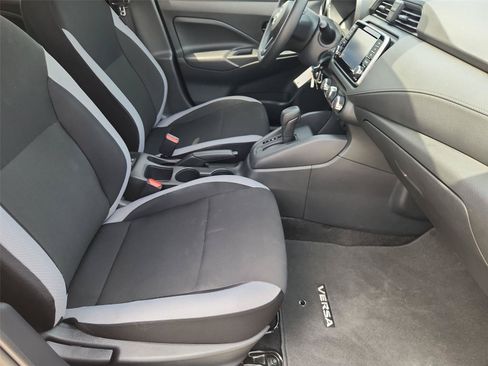 Used 2025 Nissan Versa S w/ S Plus Package FWD image 24
