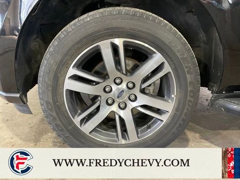 Used 2024 Ford Expedition Limited AWD/4WD image 19