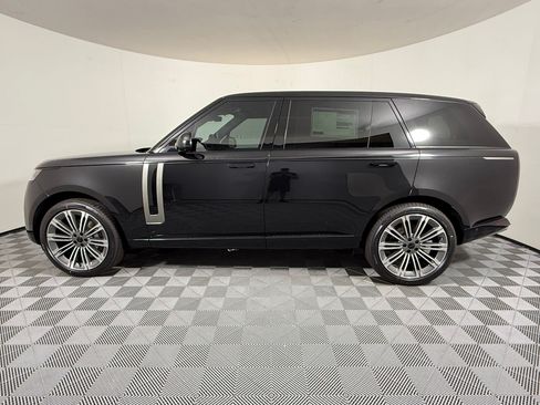 New 2026 Land Rover Range Rover Long Wheelbase SE AWD/4WD image 2