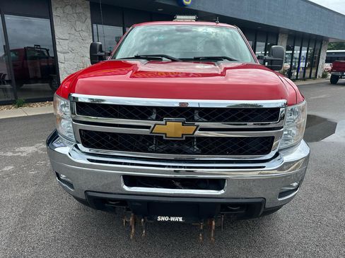 Used 2014 Chevrolet Silverado 2500 LT w/ Interior Plus Package AWD/4WD image 10