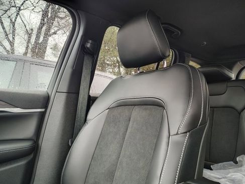 New 2026 Jeep Grand Cherokee Altitude AWD/4WD image 24