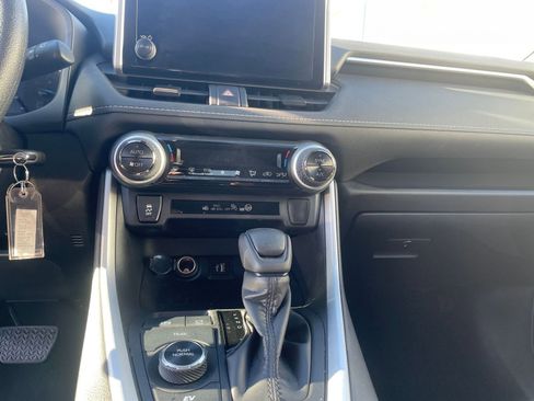 Used 2025 Toyota RAV4 LE image 18