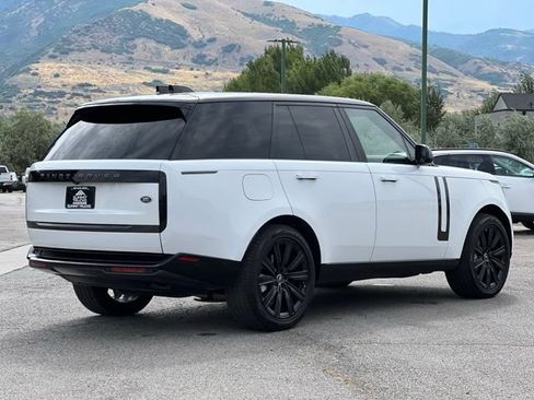 Used 2023 Land Rover Range Rover SE AWD/4WD image 9