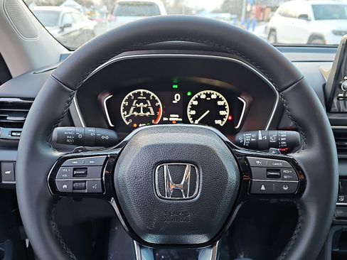 New 2025 Honda Pilot EX-L image 9