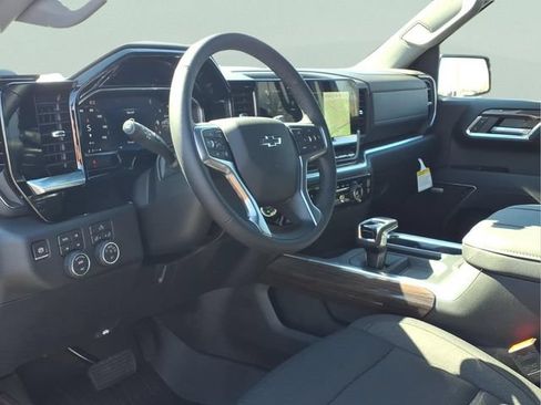 New 2026 Chevrolet Silverado 1500 RST AWD/4WD image 8