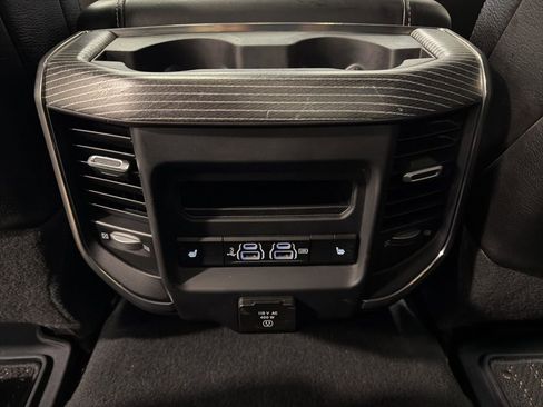 Used 2019 RAM 2500 Limited AWD/4WD image 19