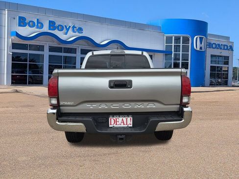 Used 2023 Toyota Tacoma SR5 RWD image 6