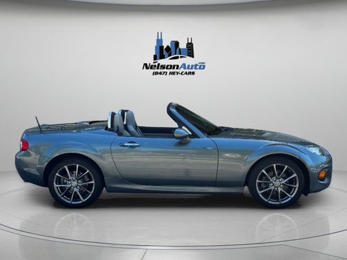 Used 2011 MAZDA MX-5 Miata Grand Touring RWD image 3