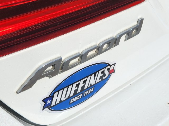 Used 2017 Honda Accord Sport Special Edition image 11