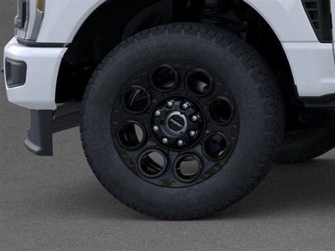 New 2026 Ford F350 XLT w/ XLT Premium Package AWD/4WD image 48