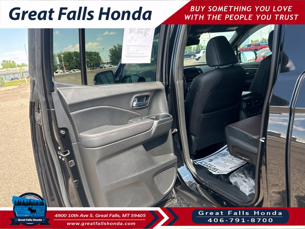 Certified 2024 Honda Ridgeline Black Edition image 18
