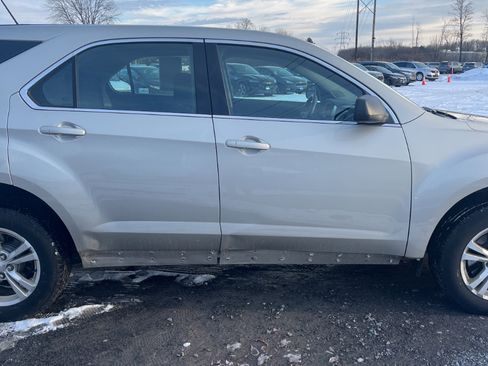 Used 2016 Chevrolet Equinox LS image 7