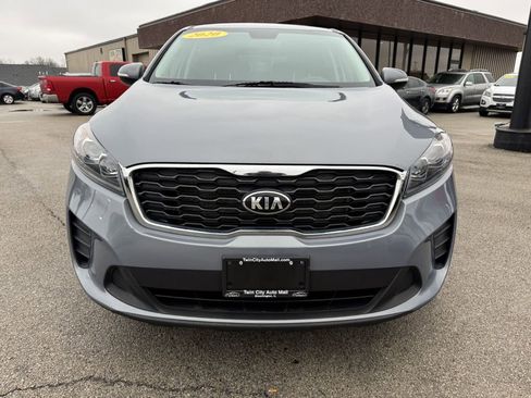 Used 2020 Kia Sorento LX image 2