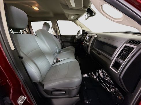 Used 2020 RAM 1500 Tradesman w/ Chrome Plus Package RWD image 28
