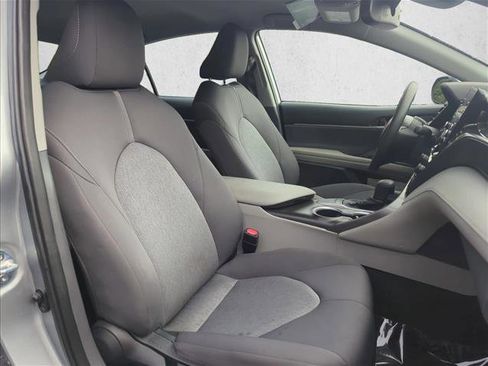 Used 2024 Toyota Camry LE image 27