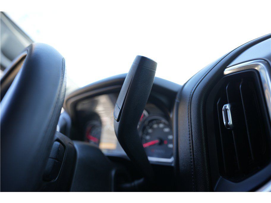 Used 2020 Chevrolet Silverado 1500 LT RWD image 23