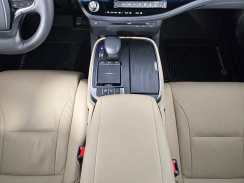 Used 2022 Lexus LS 500 AWD w/ Accessory Package (Z2) image 50