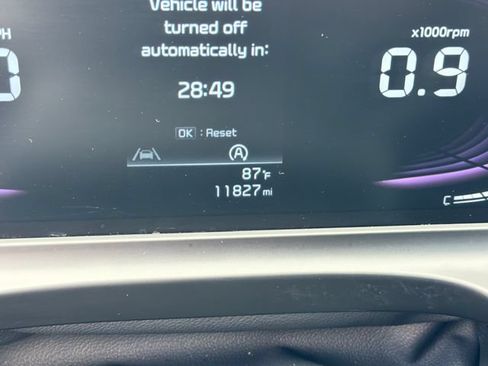 Used 2025 Kia Seltos S AWD/4WD image 19
