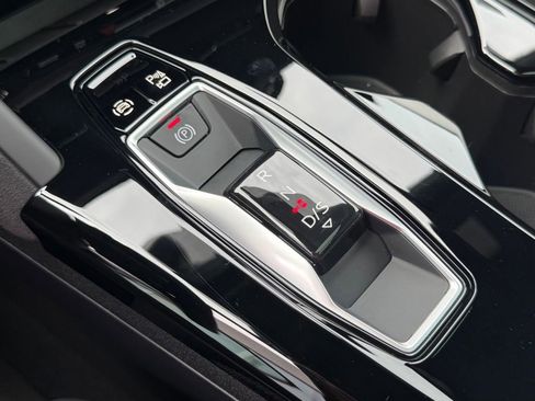 New 2025 Audi SQ5 Premium Plus image 32