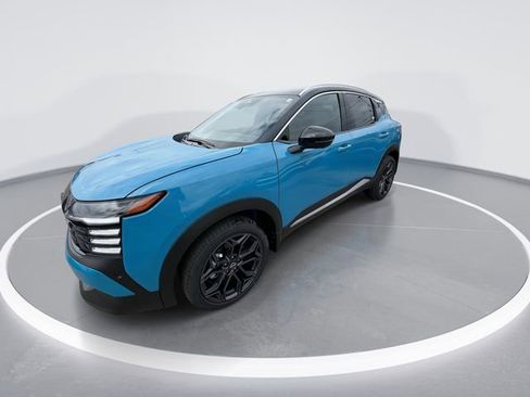New 2026 Nissan Kicks SR w/ SR Premium Package AWD/4WD image 4