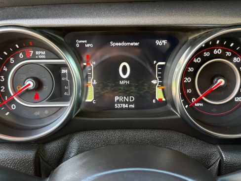 Used 2021 Jeep Gladiator Mojave AWD/4WD image 27