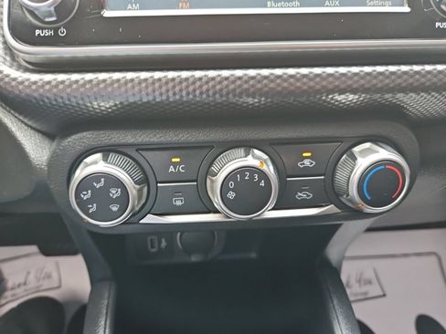 Used 2020 Nissan Kicks S FWD image 26