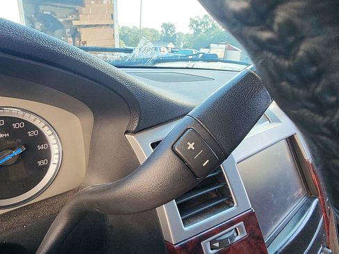 Used 2014 Cadillac Escalade Premium AWD/4WD image 15