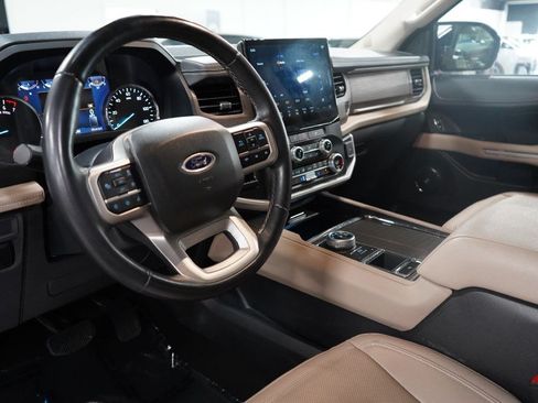 Used 2024 Ford Expedition Max Limited RWD image 10