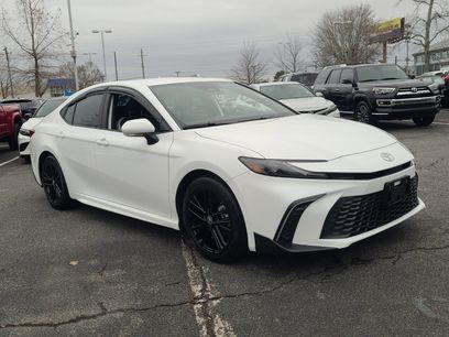 Used 2025 Toyota Camry SE w/ Convenience Package