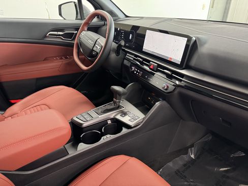 New 2026 Kia Sportage SX image 10
